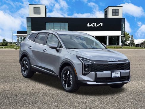 New 2026 Kia Sportage LX AWD/4WD image 2