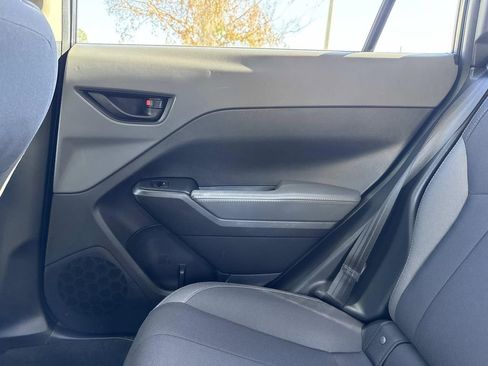 Certified 2025 Subaru Crosstrek 2.0i Premium image 16