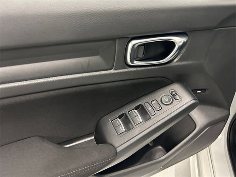 Used 2022 Honda Civic Sport image 28