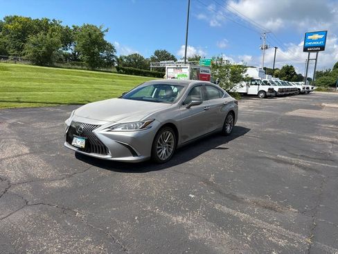 Used 2019 Lexus ES 350 w/ Accessory Package 2 FWD image 6