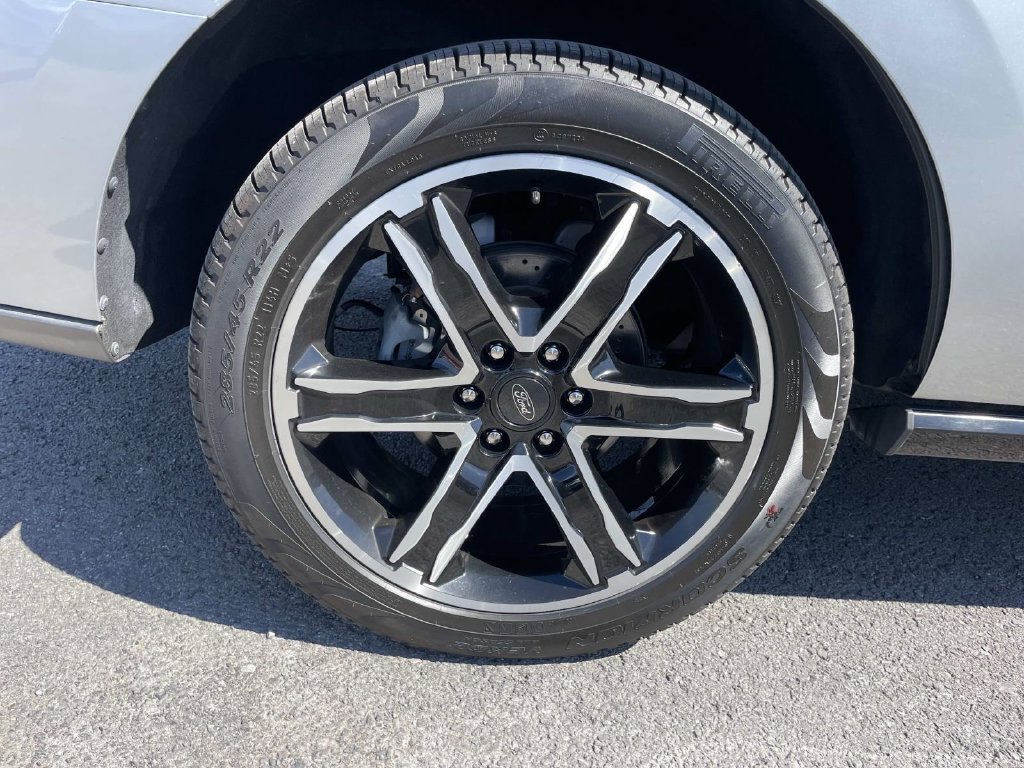 Used 2020 Ford Expedition Limited w/ Equipment Group 303A AWD/4WD image 21