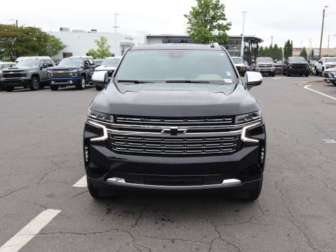Used 2023 Chevrolet Tahoe Premier w/ Max Trailering Package AWD/4WD image 3