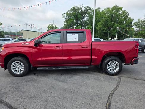 Used 2023 Chevrolet Silverado 1500 RST w/ Z71 Off-Road Package AWD/4WD image 7