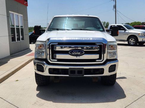 Used 2016 Ford F250 XLT AWD/4WD image 9