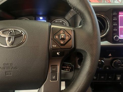 Used 2023 Toyota Tacoma TRD Sport w/ Technology Package AWD/4WD image 28