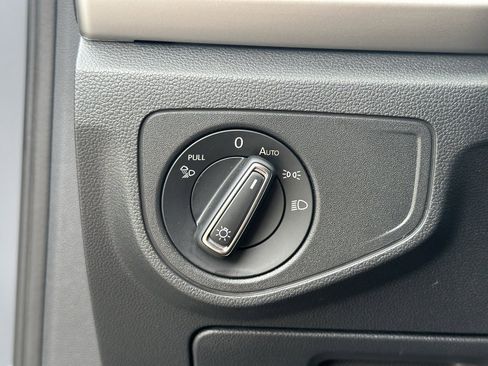 Used 2023 Volkswagen Atlas Cross Sport SEL R-Line image 35