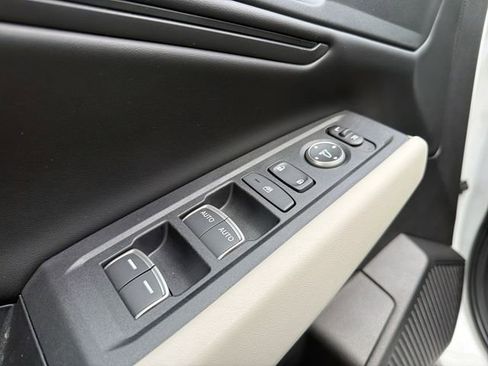 Used 2025 Honda Accord SE image 13