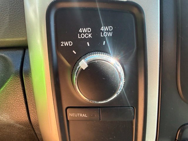Used 2018 RAM 2500 SLT AWD/4WD image 28