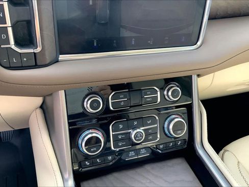 Used 2023 GMC Yukon XL Denali w/ Max Trailering Package AWD/4WD image 34