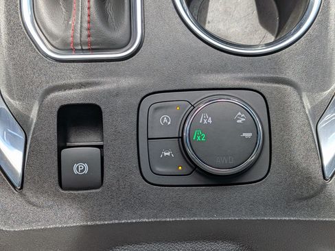 Certified 2023 Chevrolet Traverse RS AWD/4WD image 26