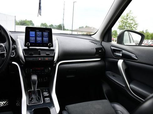 Used 2024 Mitsubishi Eclipse Cross AWD image 18