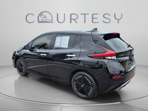Used 2023 Nissan Leaf SV Plus FWD image 3