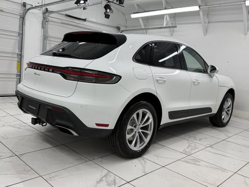 New 2026 Porsche Macan image 11