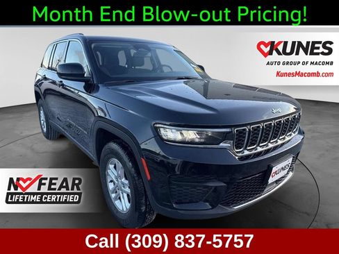 Used 2023 Jeep Grand Cherokee Laredo AWD/4WD image 1