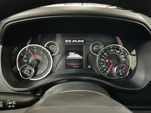 Used 2025 RAM 1500 Big Horn AWD/4WD image 35