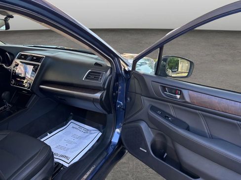 Used 2019 Subaru Outback 2.5i Limited w/ Popular Package #2 AWD/4WD image 19