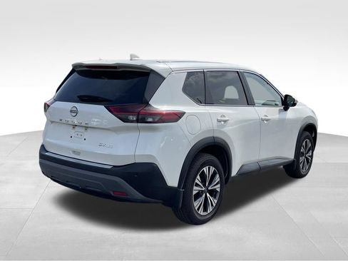 Used 2023 Nissan Rogue SV AWD/4WD image 6