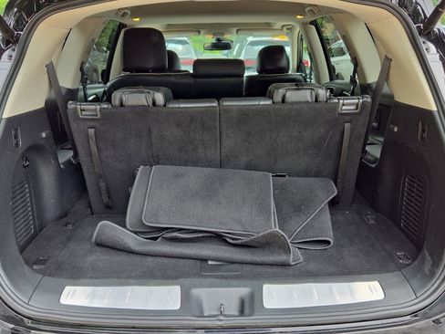 Used 2019 INFINITI QX60 Luxe w/ Essential Package FWD image 17