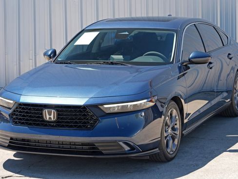 Used 2024 Honda Accord EX image 42