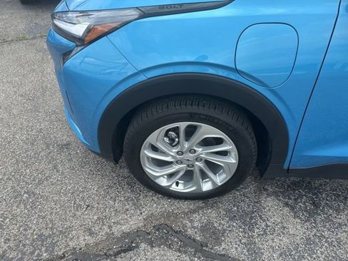 New 2027 Chevrolet Bolt LT FWD image 10