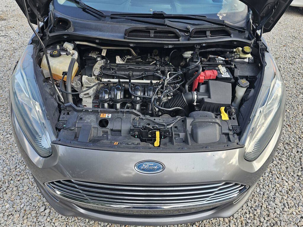 Used 2014 Ford Fiesta SE w/ Comfort Package FWD image 28