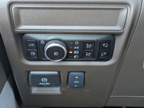 Certified 2025 Ford F150 King Ranch w/ FX4 Off-Road Package AWD/4WD image 20