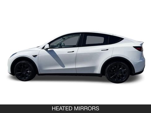 Used 2023 Tesla Model Y Long Range image 10