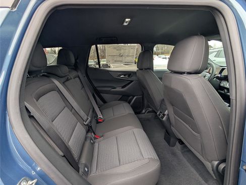 New 2026 Chevrolet Equinox LT w/ Safety and Technology Package image 7