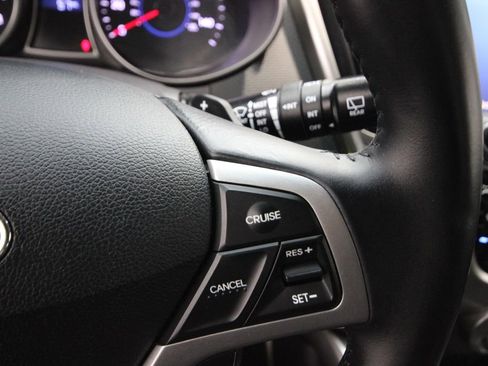 Used 2015 Hyundai Veloster w/ Option Group 02 FWD image 18
