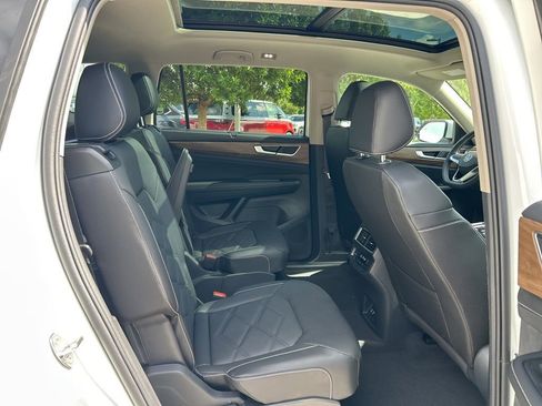 New 2026 Volkswagen Atlas SE image 39