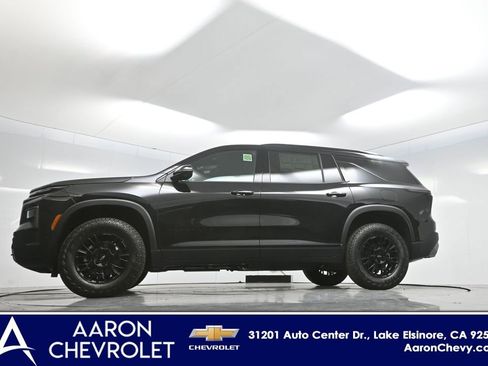 New 2026 Chevrolet Traverse Z71 w/ Enhanced Driving Package image 6