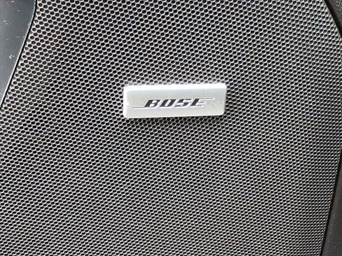 Used 2021 Chevrolet Suburban RST w/ Luxury Package image 17