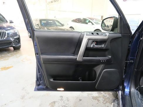 Used 2019 Toyota 4Runner Limited image 17
