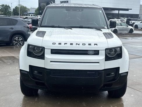 Used 2023 Land Rover Defender 90 X-Dynamic SE AWD/4WD image 12