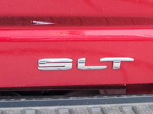 New 2026 GMC Sierra 2500 SLT AWD/4WD image 16