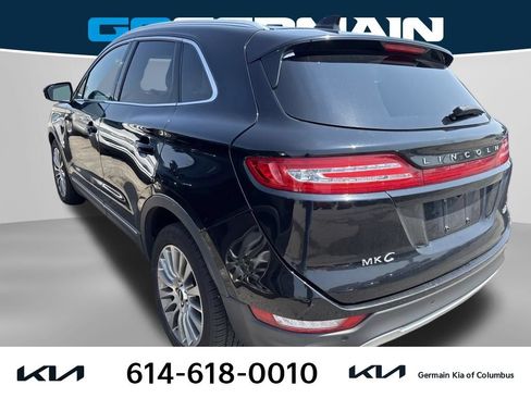 Used 2017 Lincoln MKC Reserve FWD image 2