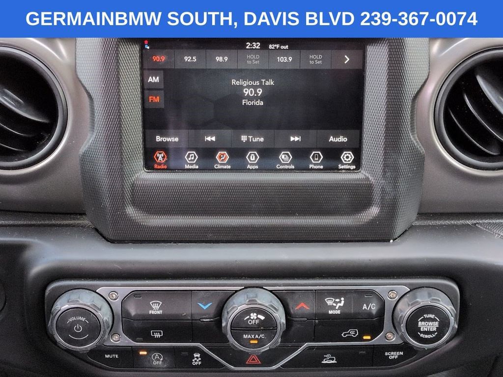 Used 2022 Jeep Wrangler Unlimited Sport AWD/4WD image 19