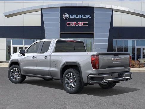 New 2026 GMC Sierra 1500 SLE image 3