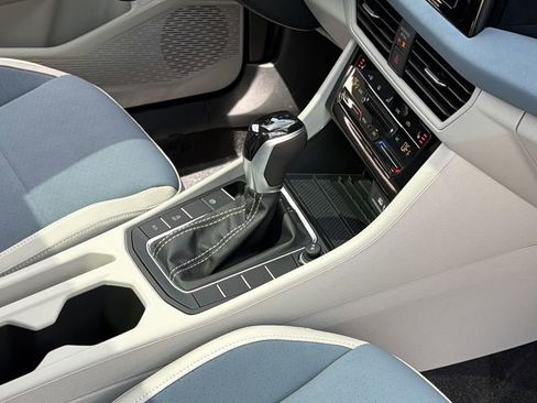 New 2026 Volkswagen Jetta SE image 9