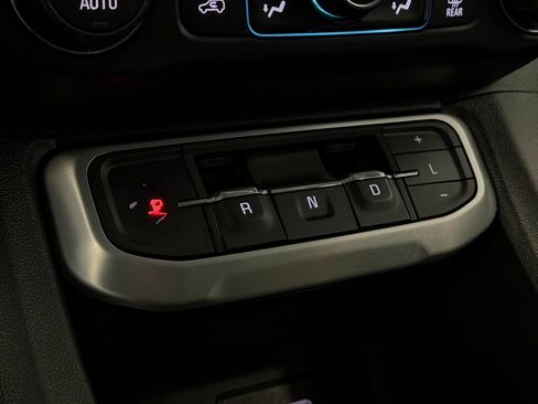 Used 2020 GMC Acadia SLE w/ Driver Convenience Package image 21