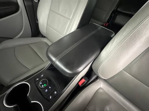 Used 2020 GMC Terrain SLT w/ Preferred Package AWD/4WD image 35