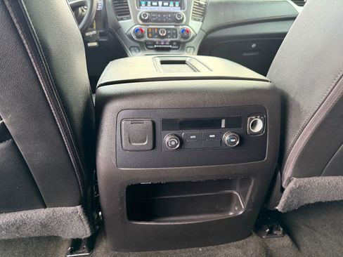 Used 2017 Chevrolet Tahoe LT RWD image 16