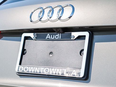 New 2025 Audi Q3 2.0T Premium image 11