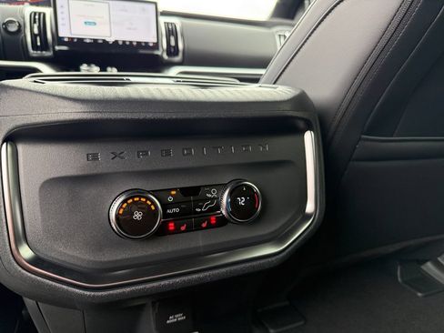 New 2027 Ford Expedition Max Platinum w/ Stealth Performance Package AWD/4WD image 28