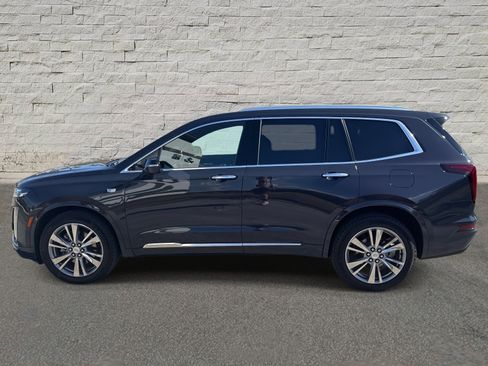 Used 2025 Cadillac XT6 Premium Luxury image 8