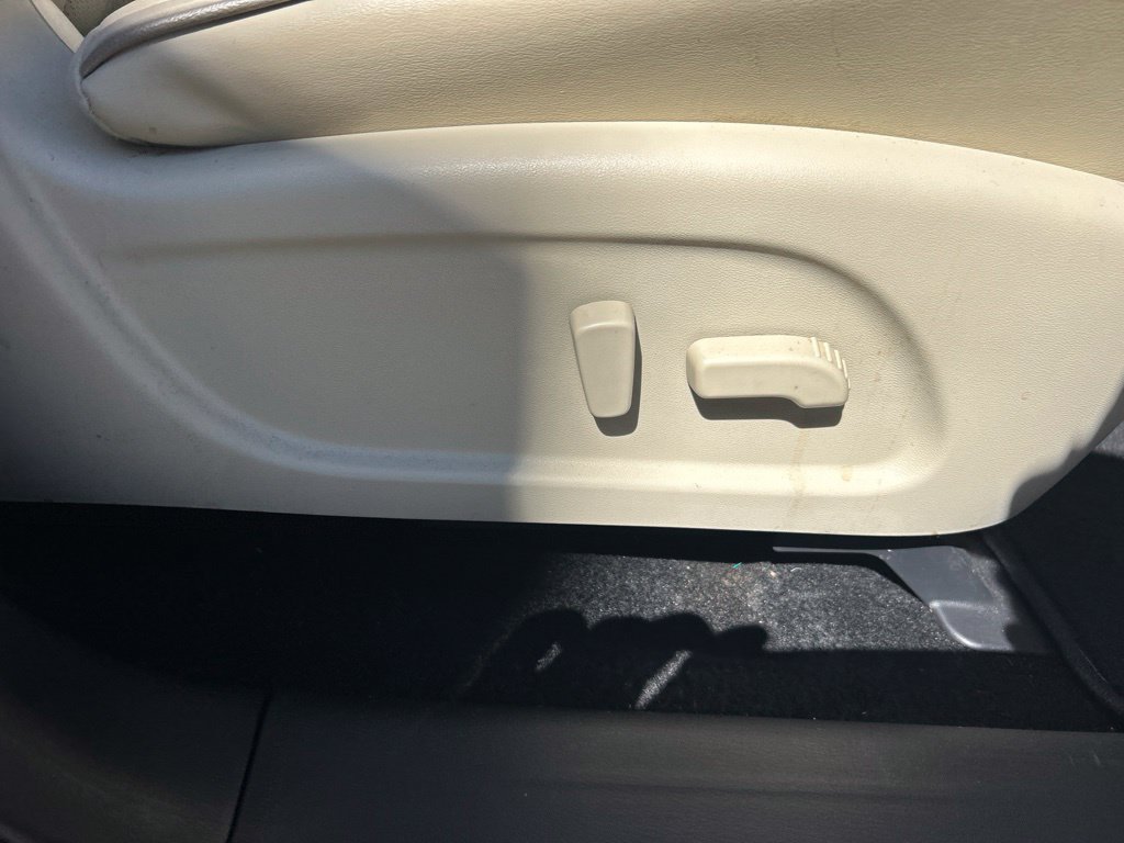 Used 2019 INFINITI QX60 Luxe w/ Essential Package FWD image 26