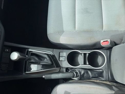 Used 2016 Toyota Corolla LE FWD image 26