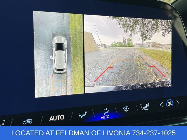 Used 2024 Chevrolet Equinox EV LT w/ Active Safety Package 3 FWD image 15