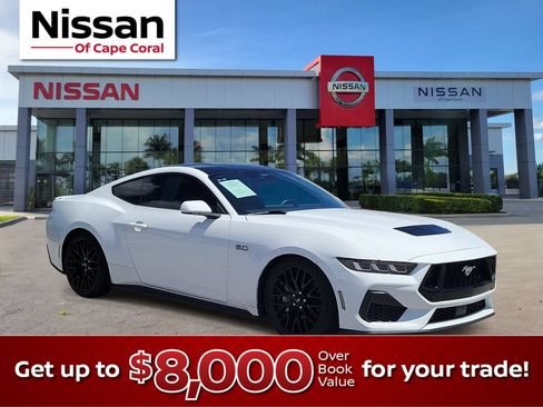 Used 2024 Ford Mustang GT RWD image 1