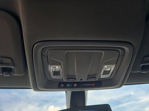 Used 2021 Chevrolet Silverado 1500 Custom Trail Boss image 36